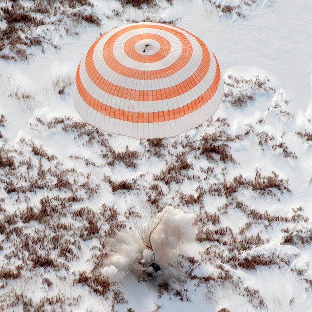 Russian-Soyuz-Space-Capsule | Omhoog | Tijdschrift Terras